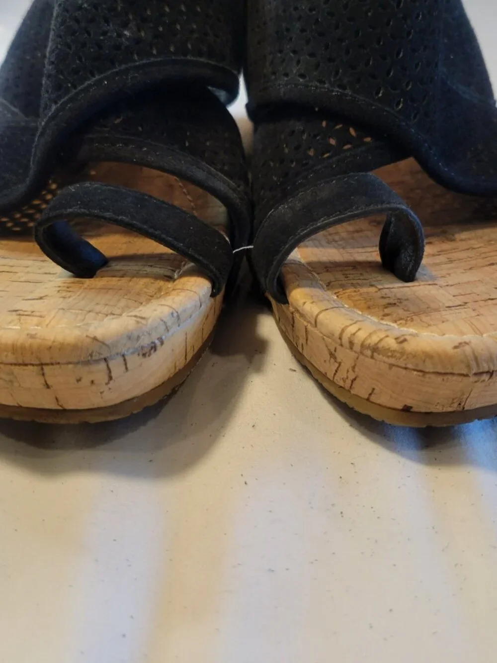 Donald J Pliner Black Suede Cork Wedge Sandals Toe Loop Size (Estimated Size 8M)
